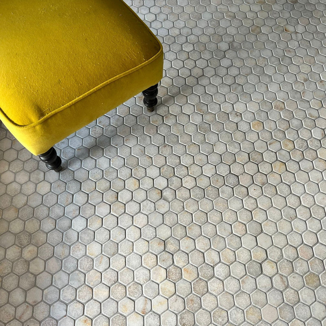 Can You Use Natural Stone Mosaics on Floors? Slip Resistance, Durability & Practical Tips